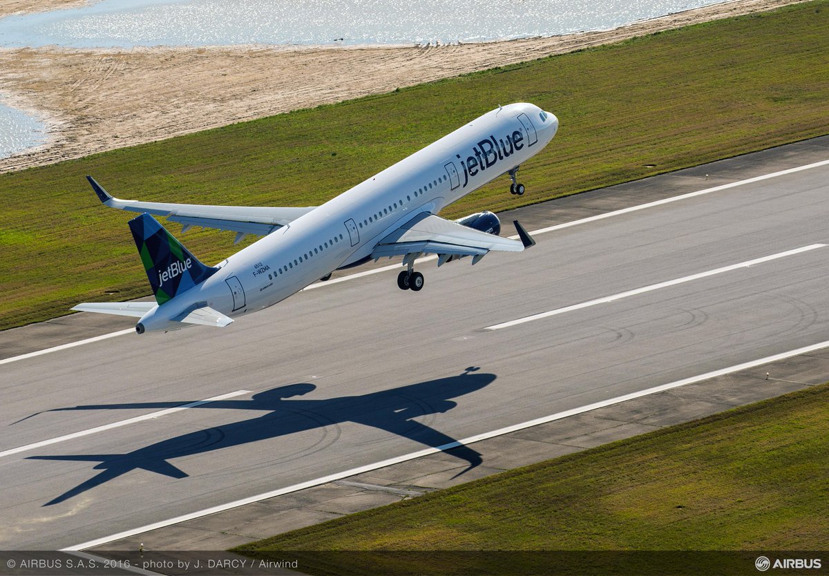 Airbus's tweet photo. The 1st US-assembled #Airbus, an #A321, performed its maiden flight https://t.co/Iq9pGzL4kz #AirbusInAlabama https://t.co/J93Ehy57B2