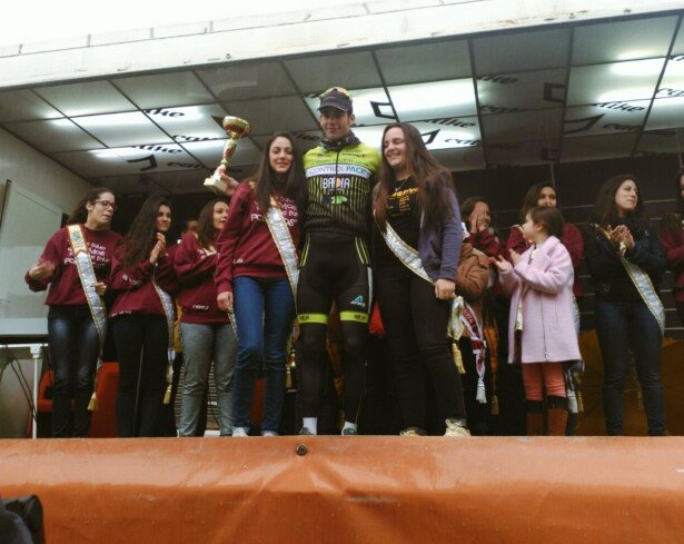 CCTarongers's tweet photo. @toni_ballester ganador de las MV hoy en #Ontur Enhorabuena! #Controlpack2016 #BadiaHortofruits https://t.co/5Mal8rLOor