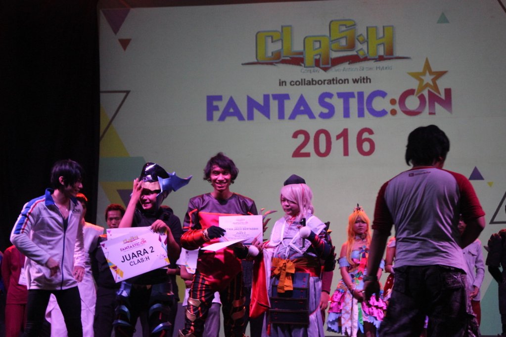 CosplayID's tweet photo. Juara 2 Clash Jogja: Tim KJB-Ketika Jaico Bertasbih #Clash2016 #Jogja https://t.co/gEgRWDdfDu