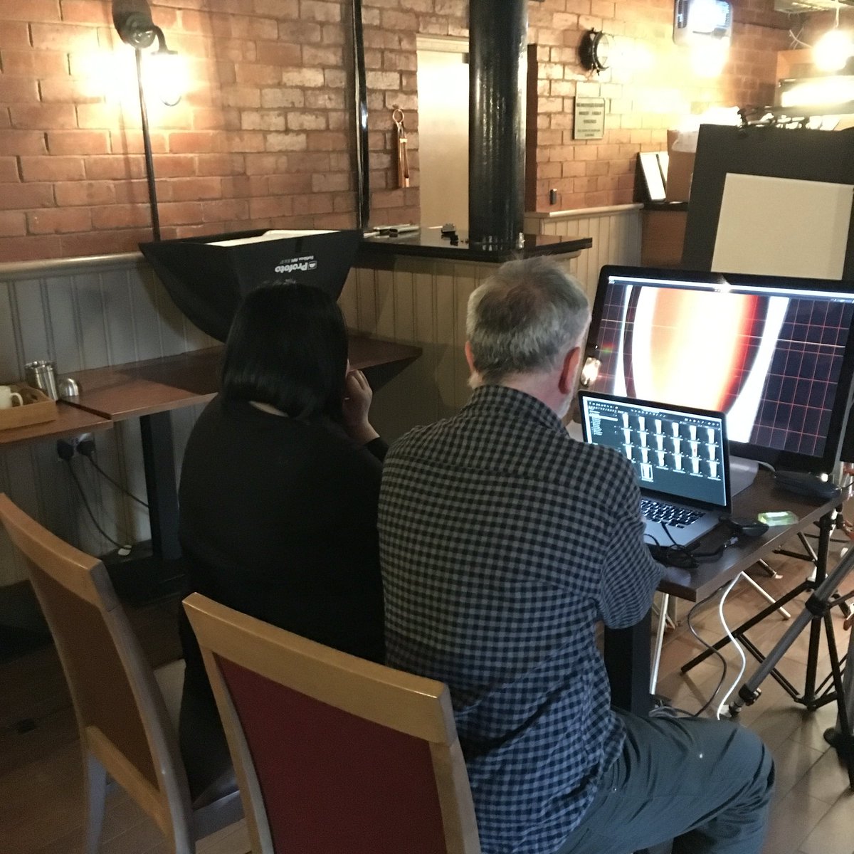 unionagency's tweet photo. Beer shoot today... Watch this space! #unionconnect https://t.co/ZL94HOc7uA