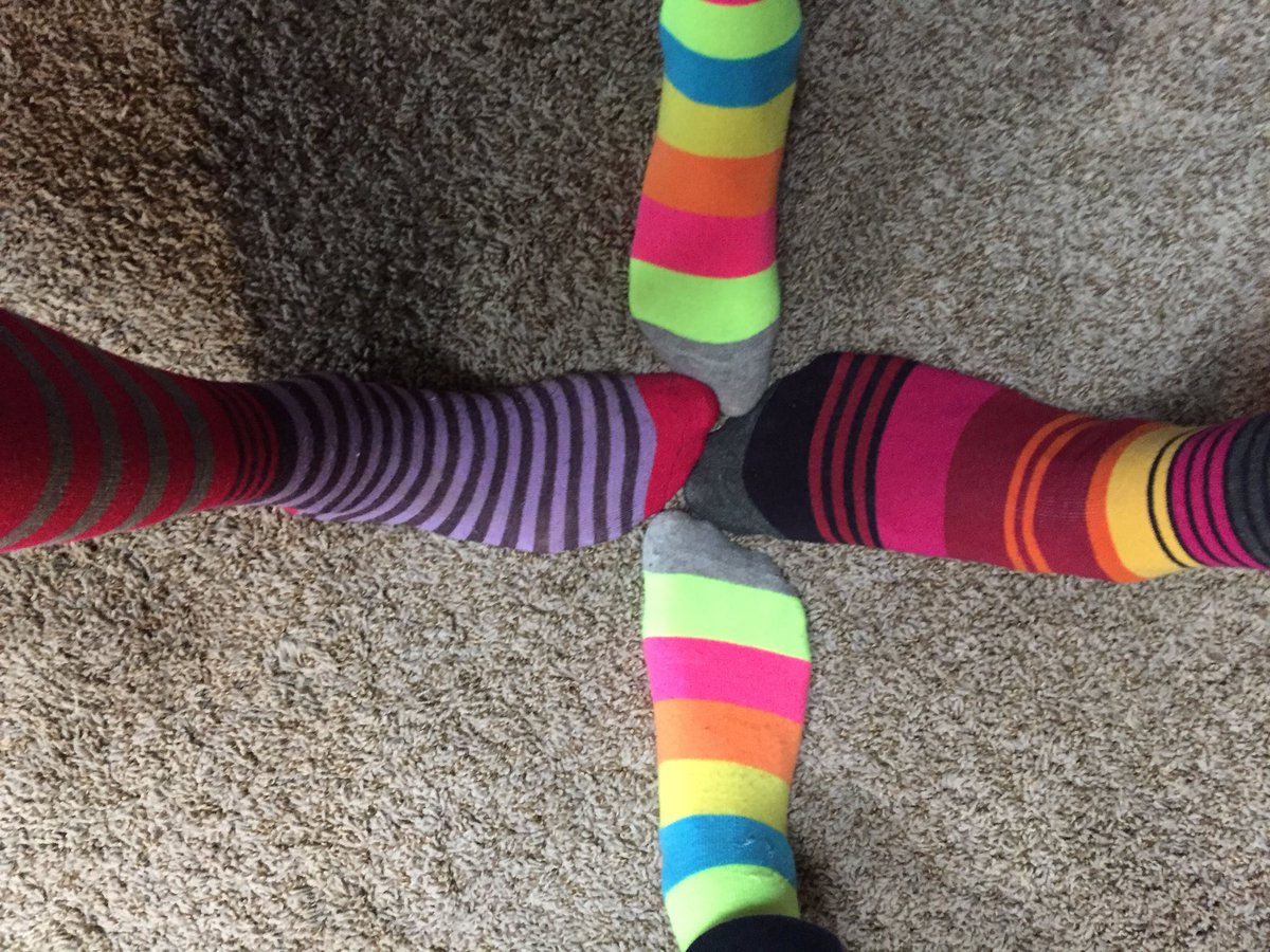 Lots of socks here <a href="/VeraGauvin/">Vera Gauvin</a> <a href="/sgauvin23/">Stéphane Gauvin</a> &amp; Ellie.
#WorldDownSyndromeDay <a href="/JPodgursky/">Joyleen Podgursky</a> <a href="/eberlrayleen/">Rayleen Eberl</a> @jenn_wiens