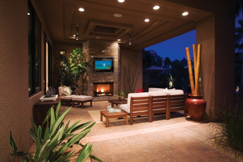 SESDesignGroup's tweet photo. Enjoy March Madness with a fresh twist in a brand new outdoor media room! https://t.co/xVvvsQ8kZt https://t.co/5e9zQE2k6v