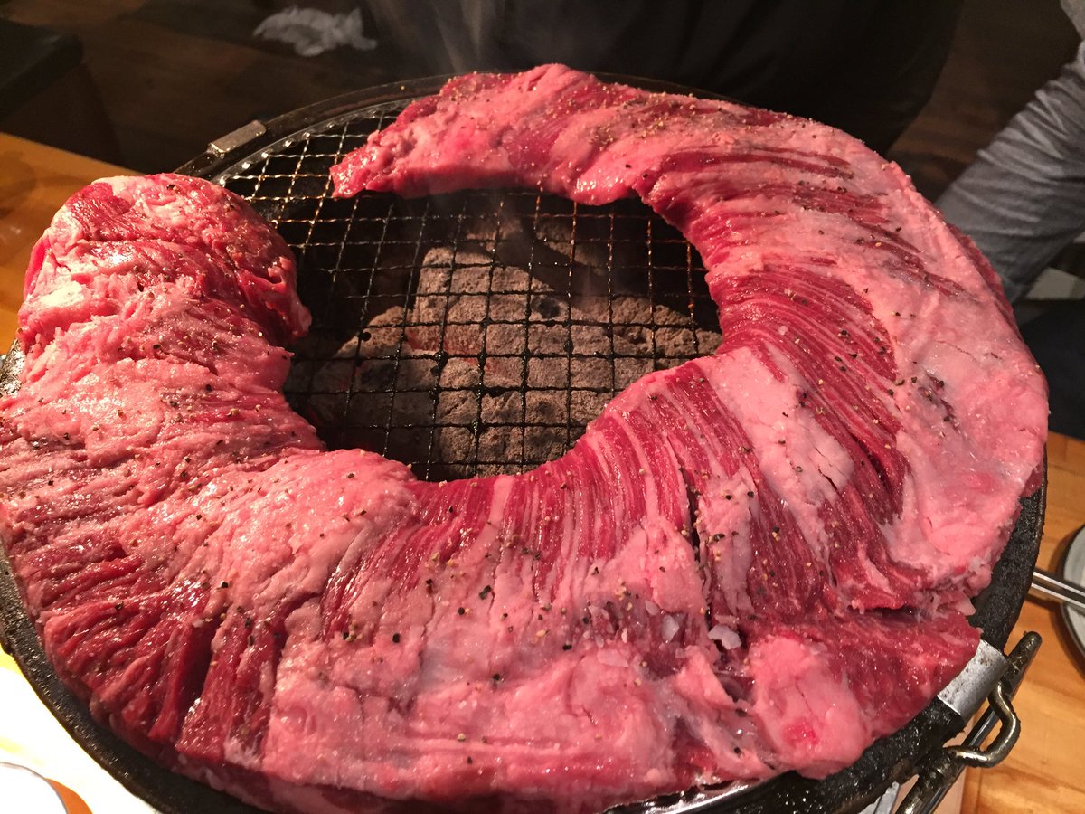 ট ইট র まつじ 錦糸町の焼肉屋 とんつう では長さおよそ634mmの超長いスカイツリーハラミがある この他にもマンガみたいなデカさの肉がたくさんある 一回で楽しみきれないので何回も行く羽目になるけど 美味しいので良し T Co 4hltqoqh56 ট ইট র まつじ 錦糸町の焼肉屋 とんつう では長さおよそ634mmの超長いスカイツリーハラミがある この他にもマンガみたいなデカさの肉がたくさんある 一回で楽しみきれないので何回も行く羽目になるけど 美味しいので良し T Co 4hltqoqh56