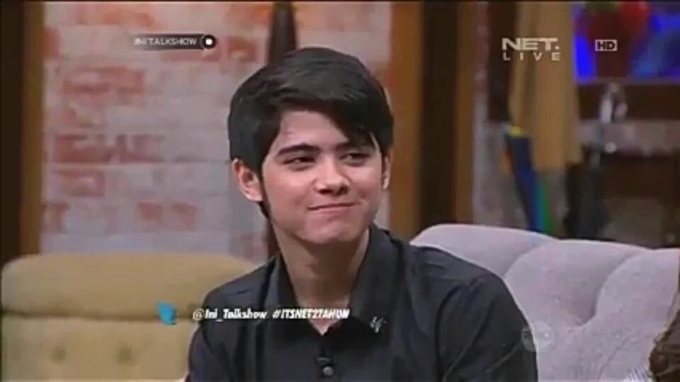 EvaMamase's tweet photo. Semoga Tawa seperti ini slalu ada sampai kapanpun @alysyarief @PrillyBie https://t.co/FI7thjypK4