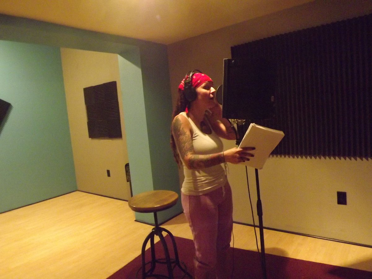 Studio140FL's tweet photo. Recording session 3/20/2016 with Ivy https://t.co/eVAjMnaFAb