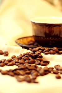 Erowid's tweet photo. "Where Does My Decaf Come From?" https://t.co/PhQBW9LyXU #coffee #caffeine https://t.co/bQtV7mnLsN