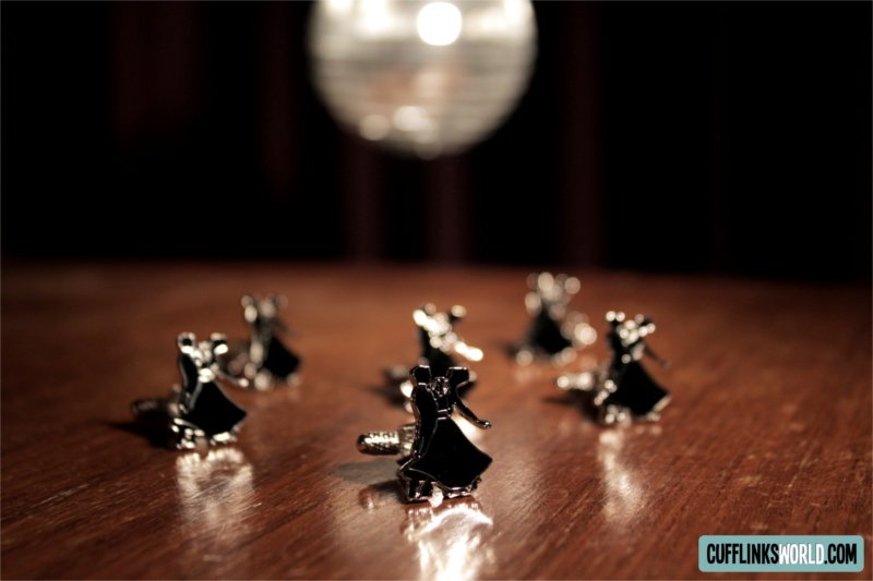 CufflinksWorld's tweet photo. "Dance like no-one is watching" https://t.co/EcMPdhqMhZ #ballroom #dancing #cufflinks https://t.co/rzb6Vwzvra
