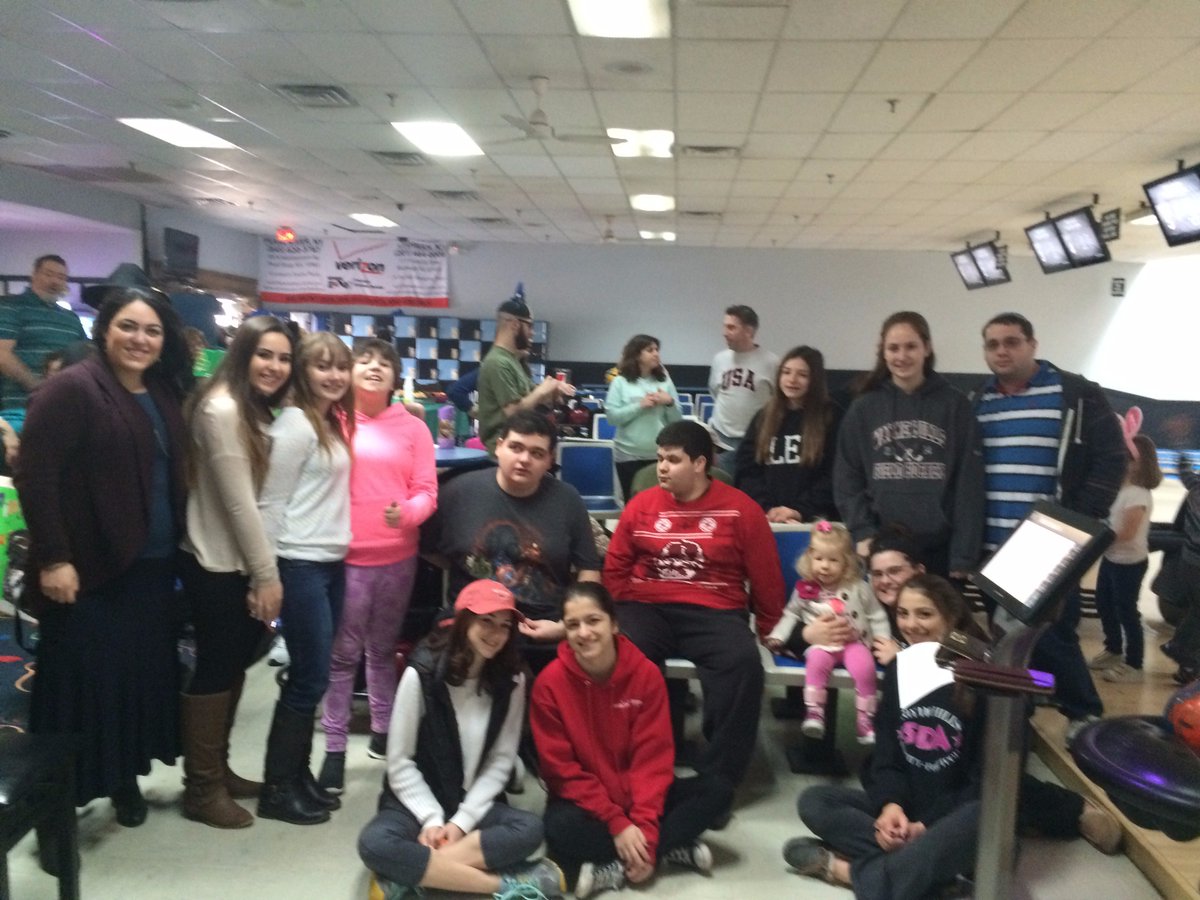 fcpassaiccounty's tweet photo. Thank you for making a difference yesterday @ our Bowling League! You're awesome :) https://t.co/cvYMu4G5Xt