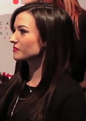 Capt_ChrisPike's tweet image. Geeez, that jawline is a freakin' weapon! #IHaveAThingForGoodJawlines #NotASecret :p