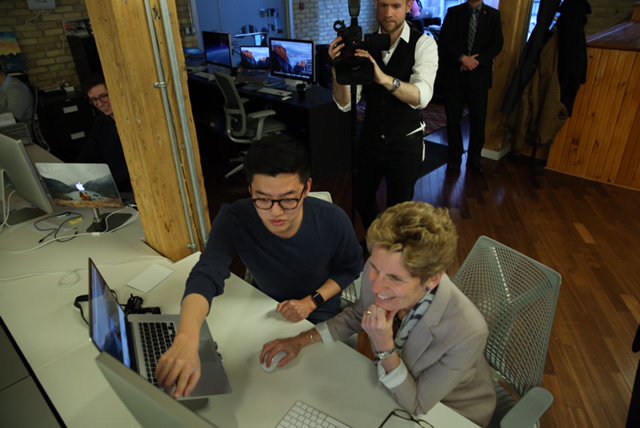 Kathleen_Wynne's tweet photo. Visited digital firm @500px, which is creating great high-tech jobs for Ontarians and growing our knowledge economy. https://t.co/2FnkfRa7R8