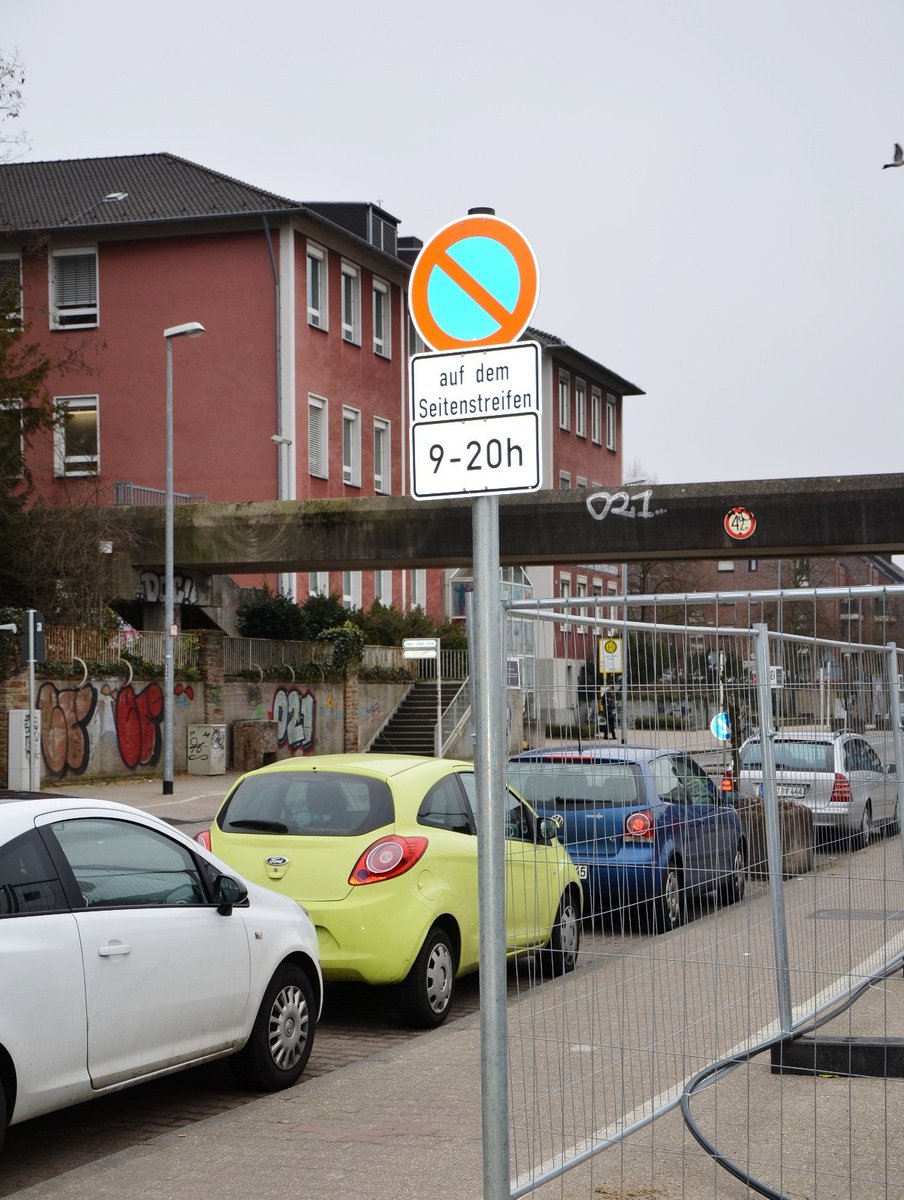 Mehr Sicherheit für Musikschüler - Bring- und Holzone eingerichtet  moenchengladbach.de/de/aktuell-akt… https://t.co/f4hW0X9NHw