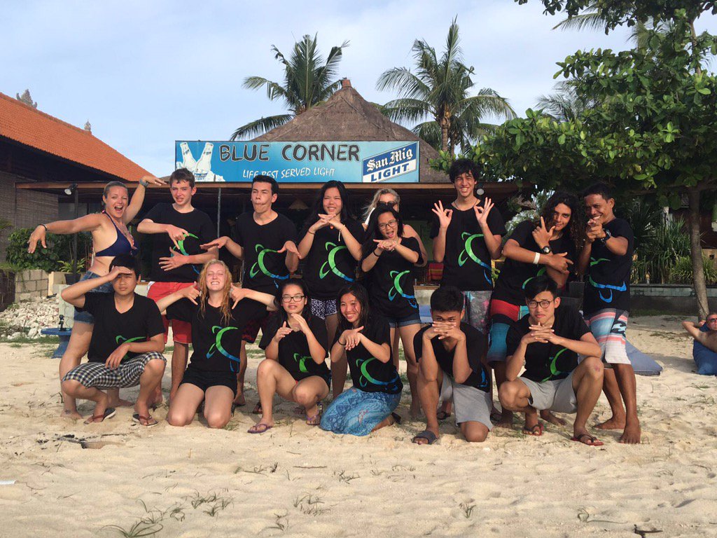 MakLydia's tweet photo. What did YOU do last week? We went on a dive trip to Nusa Lembongan!!!#bluecornerdive #TISExperienceweek #TISmacao https://t.co/qH6gKIEvNy