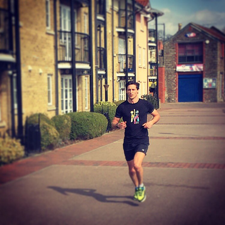 nickbutterrun's tweet photo. Nice day for a run. More of this please @UKRunChat @Mereo_RYP Great top 17 Days till #MDS @Andyontherun @Susie__Chan https://t.co/Kjl4Hl9syD