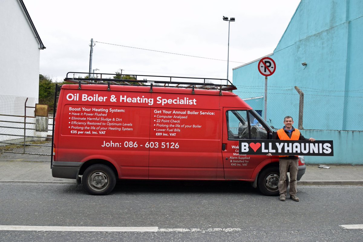 goballyhaunis's tweet photo. John Burke Plumber supporting B❤️llyhaunis. Catch him before he gets clamped. 🚫 https://t.co/4jQS9gdiyl