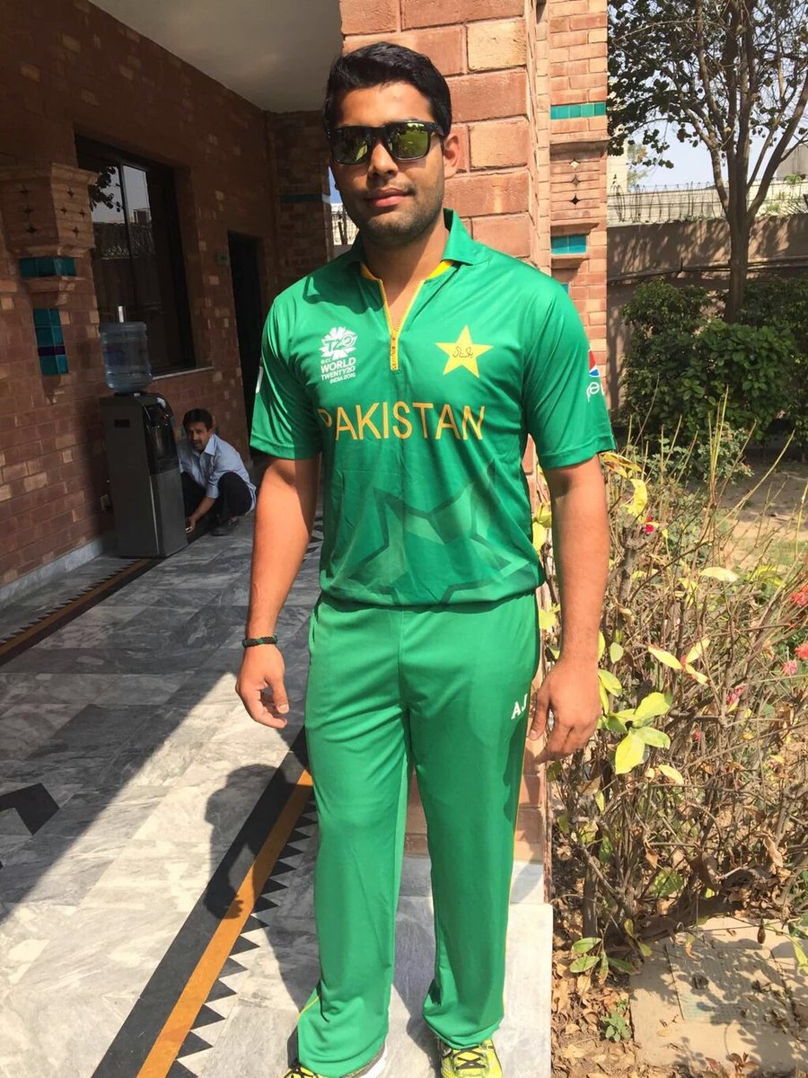 chota_akmal's tweet photo. #NCA...HardWork &amp; Accept challanges... https://t.co/MNmmKDhxBy