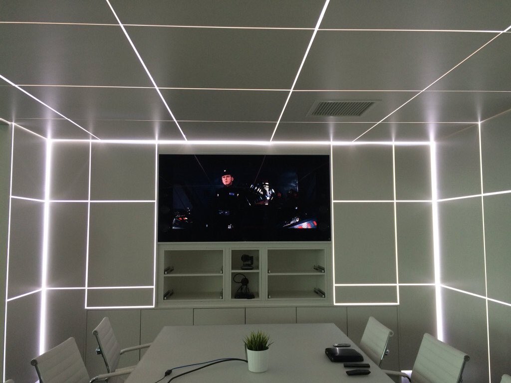 MHSConsultancy's tweet photo. #Broadroom @Netpremacy looking good ππ₯π https://t.co/s1517Ft9io
