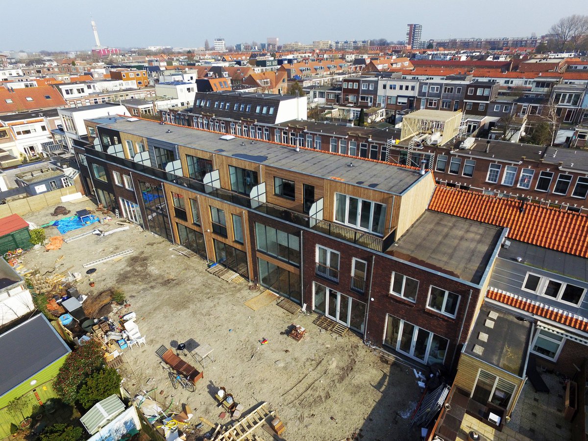 Gebouw_vh_Jaar's tweet photo. Inzendingen van @NEXTarchitects , Juli ontwerp en advies, Van Beijsterveldt &amp; Gommers en @CBH_Haarlem/@elanwonen, https://t.co/0KGooKmRIg