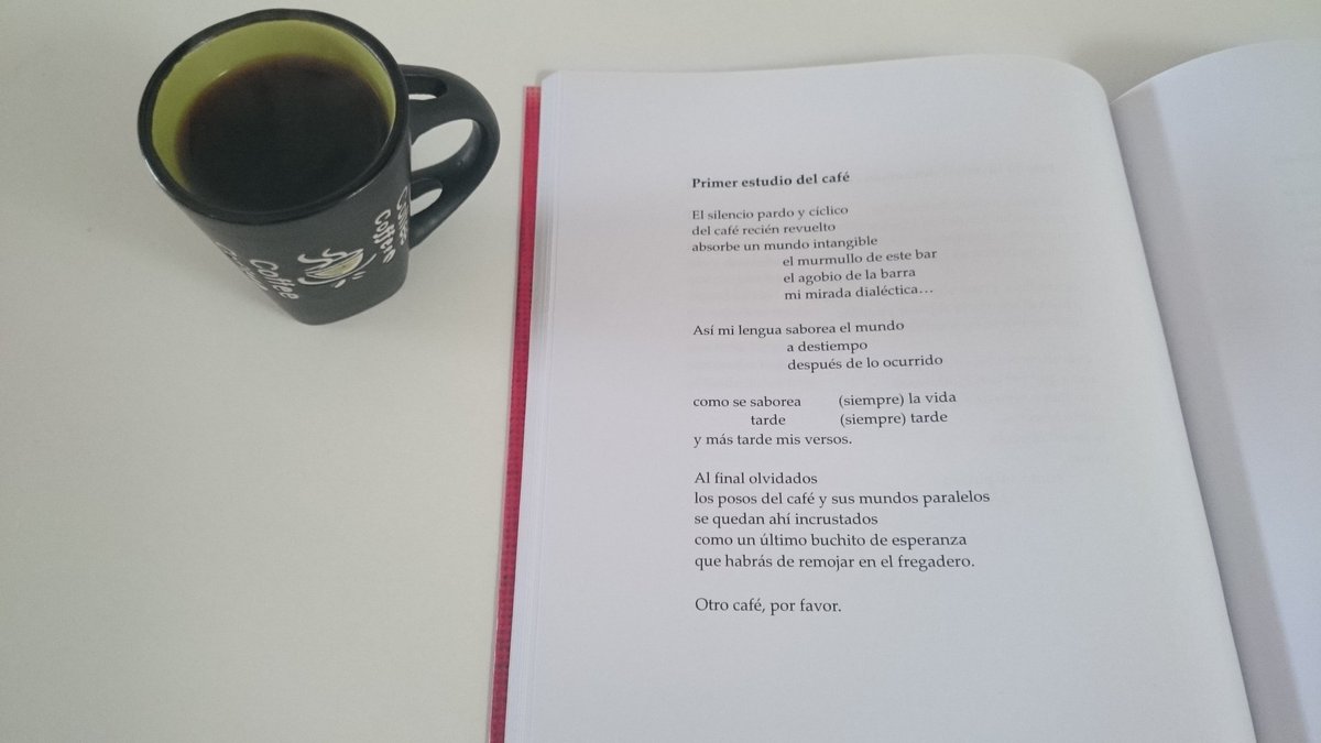 gumerfollies's tweet photo. En una celebración como la de hoy
cuando soplas las velas
un velero surca los bares.
Feliz #DiaMundialDeLaPoesia https://t.co/Fkww3LupVM