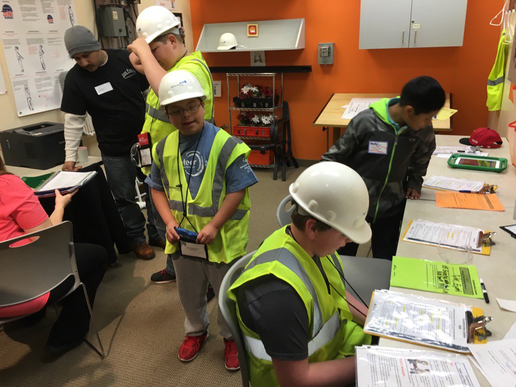 coach_jimbo's tweet photo. @CSEILearn @CSEROCORI Learning at Biztown!  #this is real life https://t.co/Gx7k9UTW5S