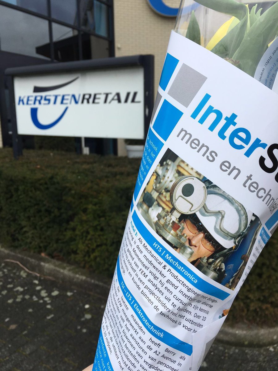 interstepbv's tweet photo. Een bosje tulpen van @InterStepbv voor #KerstenRetail! #TulpenvanInterstep https://t.co/btPbKMG6za