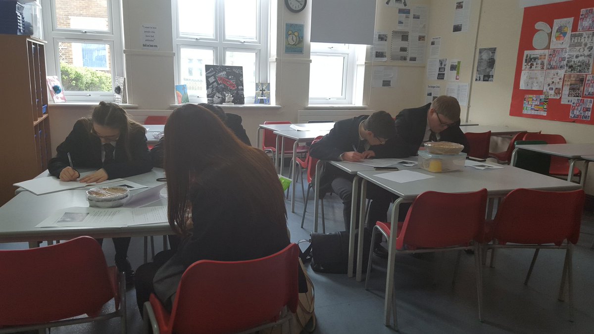 CHS_RS's tweet photo. Enjoying a bit of "religion and early life" GCSE revision #highergrades #fun #lollipopforthewin https://t.co/SlgGxpNI9M