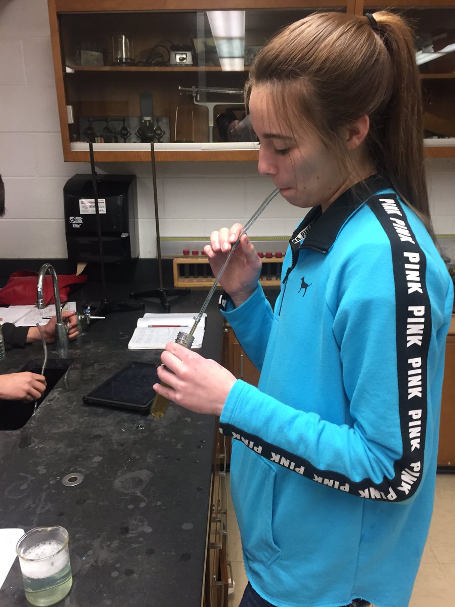 CoachBudke's tweet image. Viscosity of liquids...#moleculargeometry @jkohlman23 @TheChase_Online @BurkhartPaige