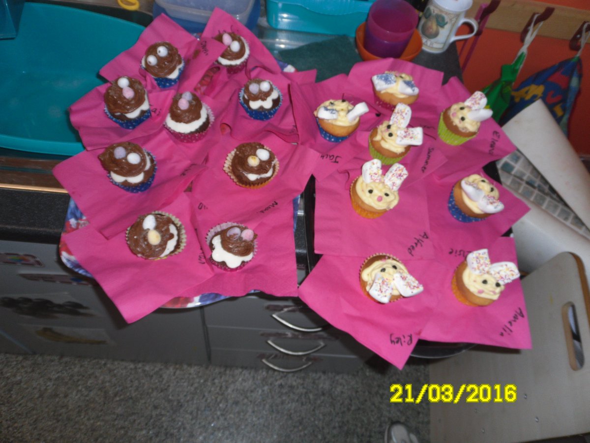 ClassEdinburgh's tweet photo. We had lots of fun making Easter Cakes with Olivia's Mummy! Yum Yum! https://t.co/rfpZ7UGnm1