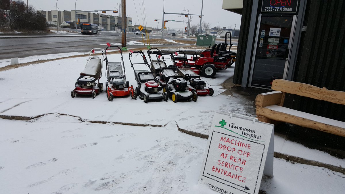 lawnmowerhosp's tweet image. Happy #SecondDayOfSpring Still, it's a good time to bring in your mower for service. #yegwx #tuneuptime #BePrepared