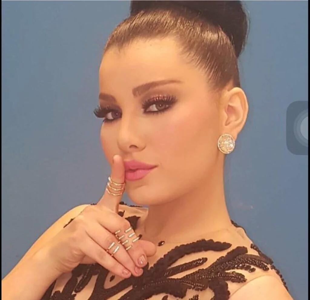 tiz_hanane's tweet photo. I vote for #HananeElKhader as The 100 most beautiful faces of 2016 #TBworld2016 @HananeElKhader @DTopbeautyworld https://t.co/Y1Y1WiUn4x"
