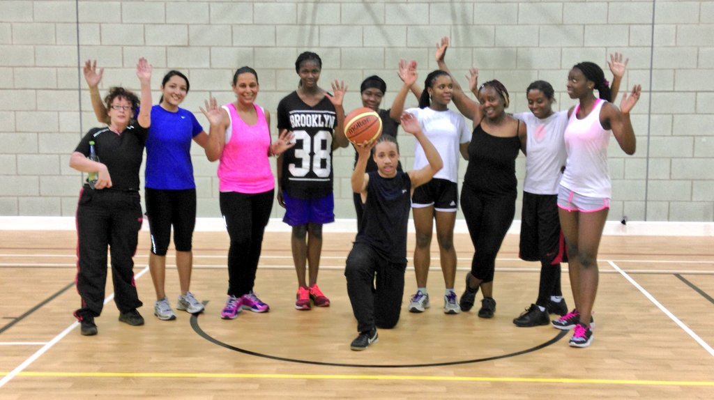 EverBetterSport's tweet photo. @OurParksUK  bootcamp, EverBetterSport #Women'sbasketball &amp; #WFFlames  U18 Game #Parkers #EBSport# #community https://t.co/2HRuzqTUSA
