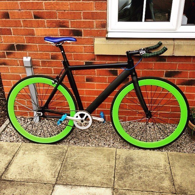 Sue7552's tweet photo. This Custom built single speed bike was stolen from @GB_ShortTrack @rshoei in Nottingham this weekend. Pls retweet. https://t.co/je63C1tjds