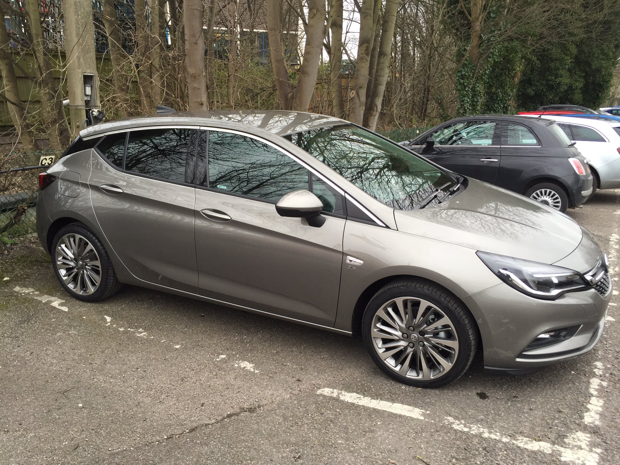 CeFWCXJWoAA2tWe.jpg:large