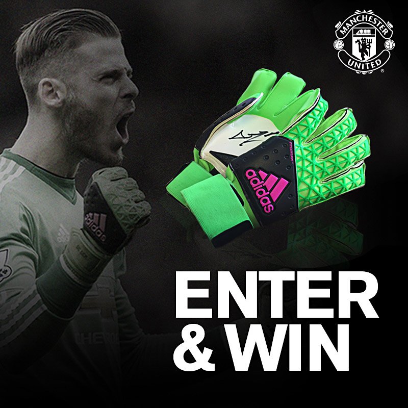 ManUtd's tweet photo. Fancy winning a pair of goalkeeper gloves signed by @D_DeGea? Enter our competition here: https://t.co/WHRIvDswxi https://t.co/lJtPKxMVBl