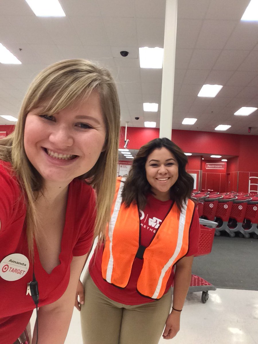 Amanda_TGT's tweet photo. This team player is universal! She does what ever it takes to make the team work! #BeOneTeam #BeAccountable #BeBold https://t.co/T0UlPttjMv