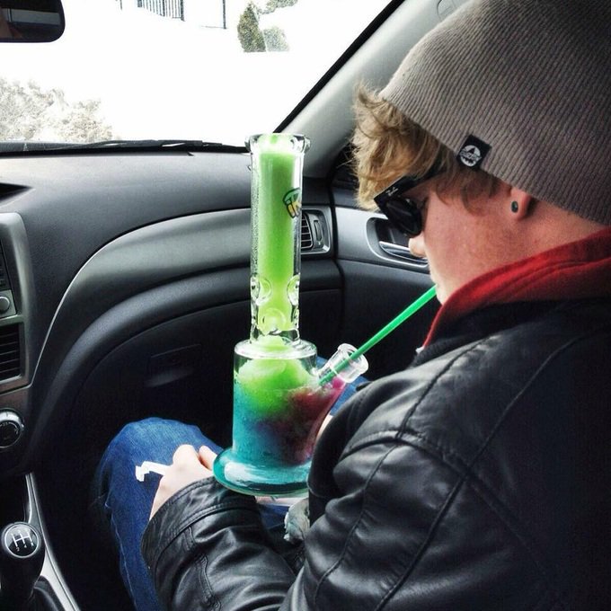 theCHIVE's tweet photo. Lemme get a hit of that good stuff. https://t.co/PtTjGCTFwG