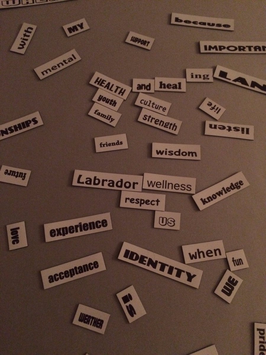 jamieleesnook's tweet image. I have all the pieces for #WorldPoetryDay #Nunatsiavut magnetic poetry. #polarpeeps @RogersShelagh 1/2