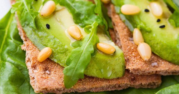CompleteCarePhr's tweet photo. Are you eating #healthy during #NationalNutritionMonth? https://t.co/NaoTePv35p https://t.co/ce4hXzqNHX