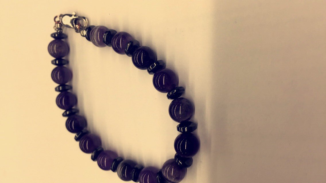 orianadee's tweet photo. My friend found a broken bracelet, thought I would like it so he bussed all the way to the jewlers and got it fixed https://t.co/54VOpl1wsP