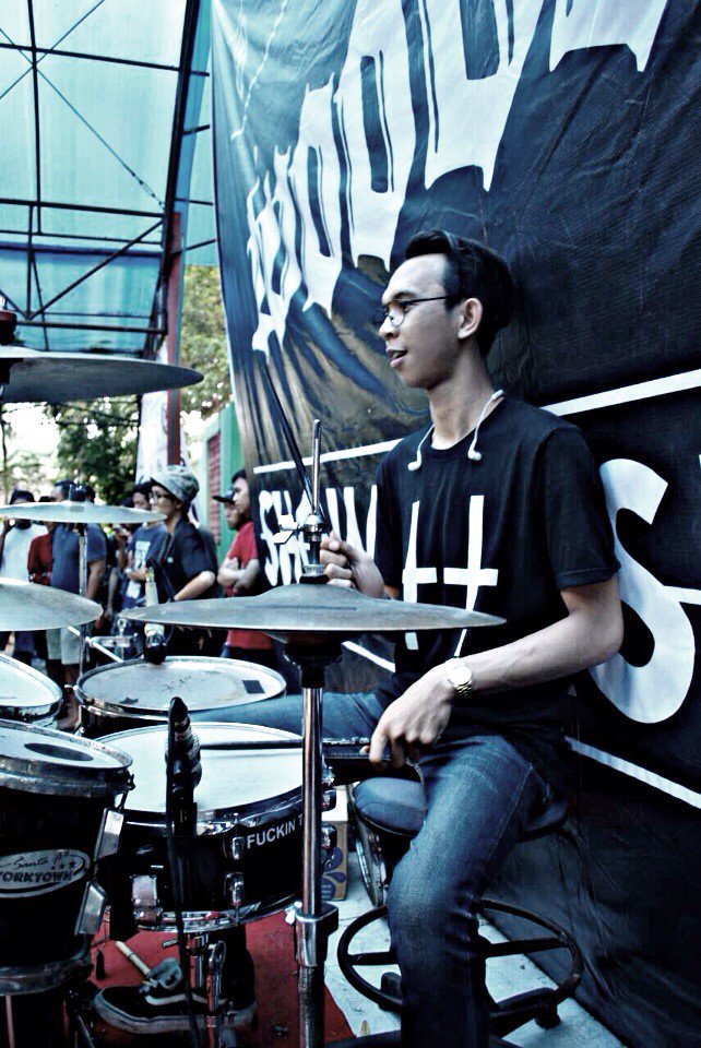 Thx for Endorsment from @woodtrapco to our drummer @hanafyansyah95 👕📷