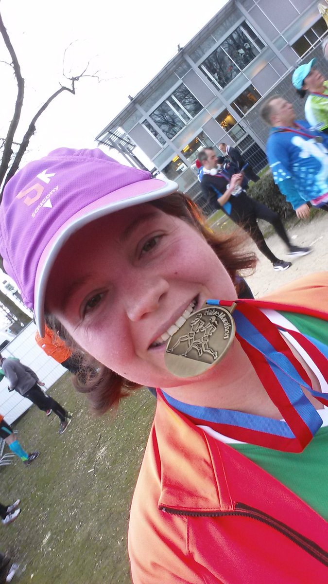 LCMdeJongh's tweet photo. Check halve marathon #Venloop2016 voorbereiding #Roparun25 https://t.co/denNQKNwhJ