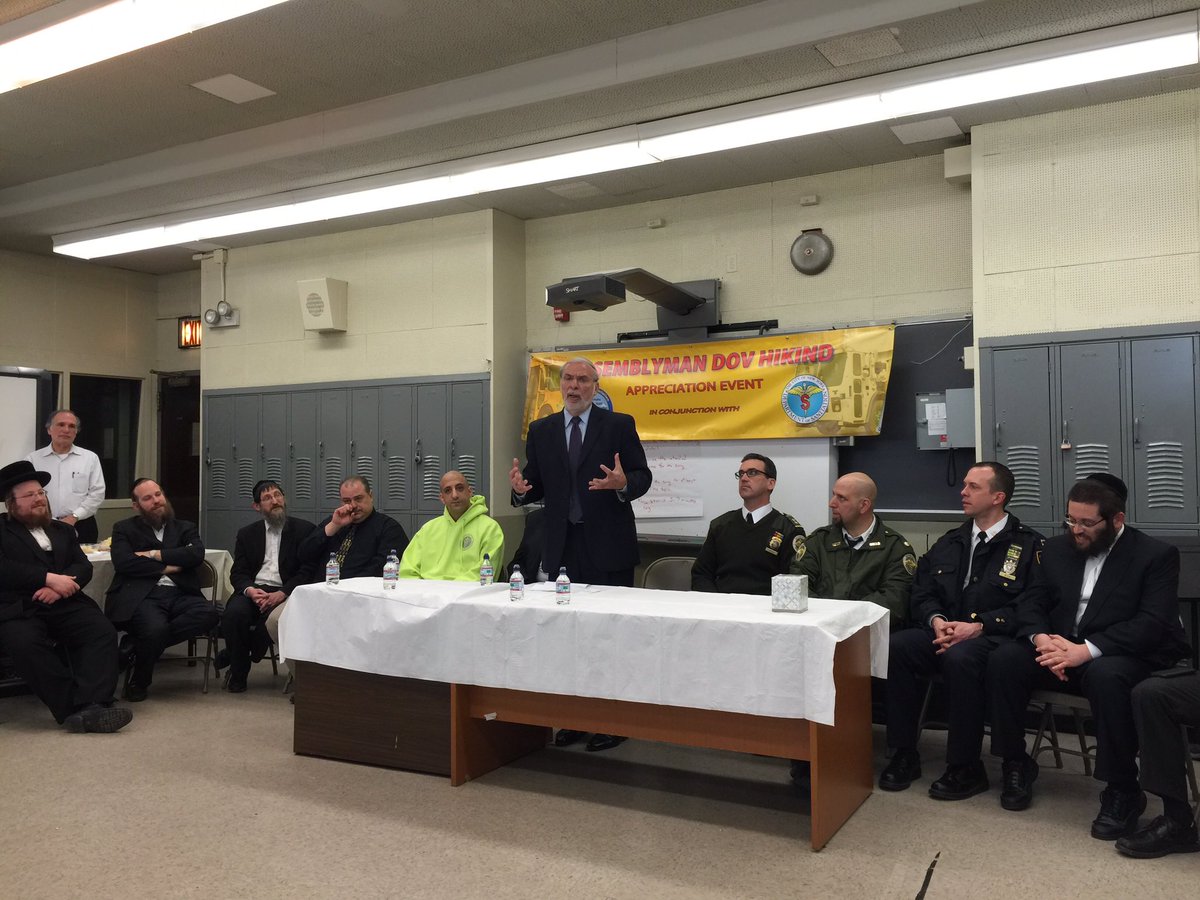 HikindDov's tweet image. So proud to host an appreciation lunch for our @NYCSanitation and #Yeshiva bus drivers. Thanks for all that you do!