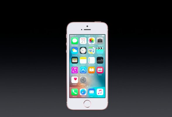 Pogue's tweet photo. New smaller iPhone: the iPhone SE. Looks like the 5s, but has the guts of the 6s. https://t.co/dJn3jZRLNs