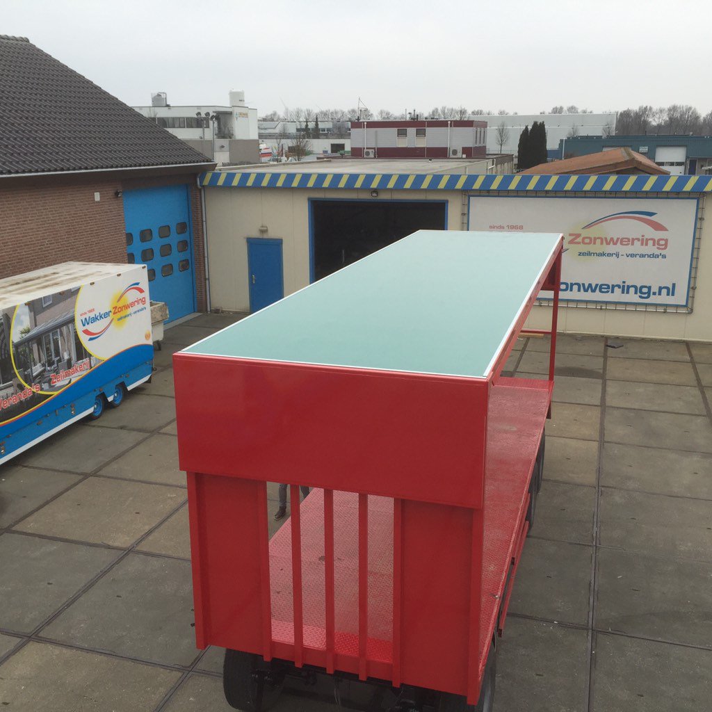 Afgeleverd , hefdakzeil  , voor agpro- aanhangwagens #emmeloord