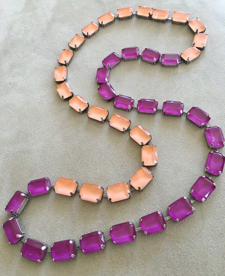 sisooshop's tweet photo. Sneak peak...color blocking for spring!! 🎉🎨💎  #comingsoon to https://t.co/cq6qEZFCNo. #SidneyNecklace https://t.co/fZPM6yoebB