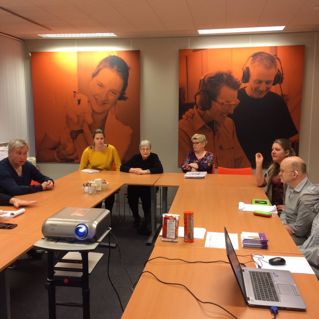 PeterCKemp's tweet photo. Samen met clientenraad een training over medezeggenschap. Heb er veel zin in. https://t.co/7t2im5PpBC