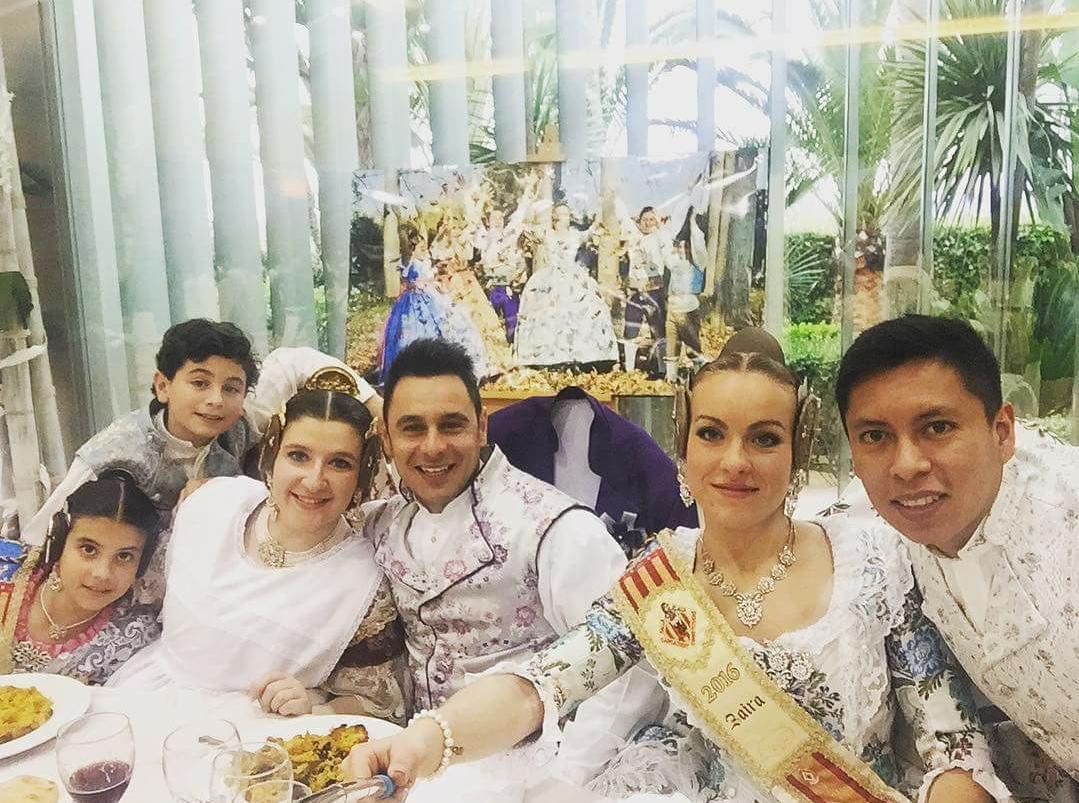 Gran día para despedir este año increíble! !!!! #somconstitucio  #falles2016  #vajacarrecs  #molttop