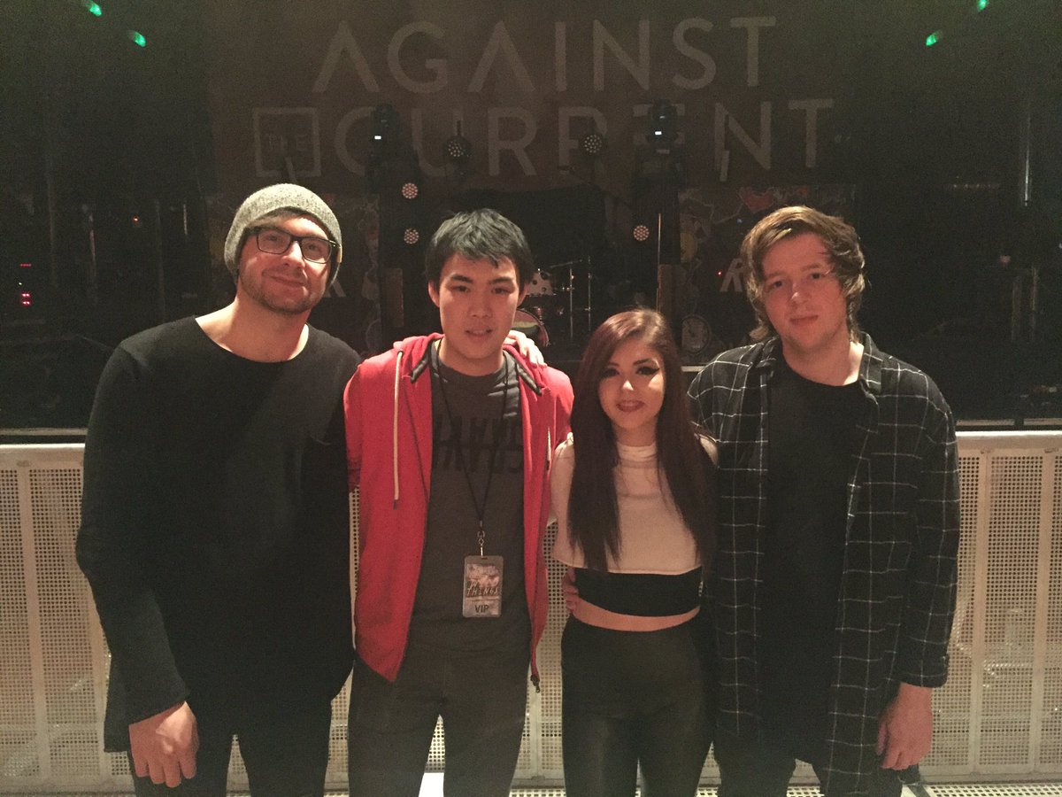 Jleung92's tweet photo. Awesome night @ATC_BAND @ChrissyCostanza @WillFerri @DanielGow also fireball goes well with apple juice https://t.co/2rvkbiSIz5
