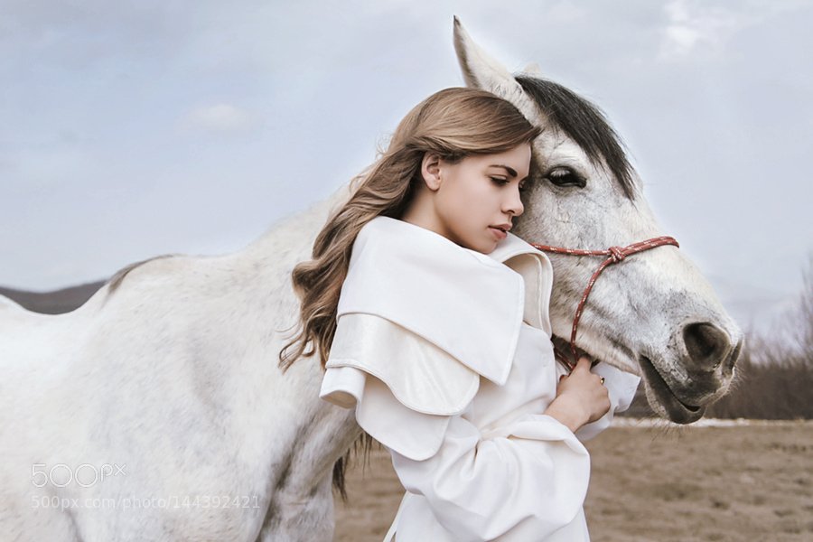 coinzoa_com's tweet photo. Soulmate by NadjaPhotography sky,portrait,girl,beauty,winter,nature,freedom,lips,beautiful,fashion,woman,female,lov… https://t.co/MharVvVjt3