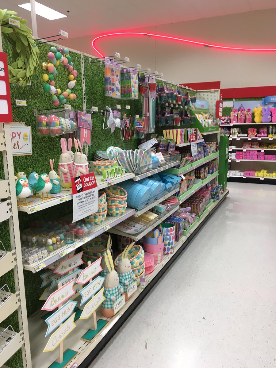 elissa_herber's tweet photo. We've got all the Easter you need for the weekend at #T1245 #easterready #bunniesgalore #bunchesofbaskets https://t.co/QJ9UEgUUKB