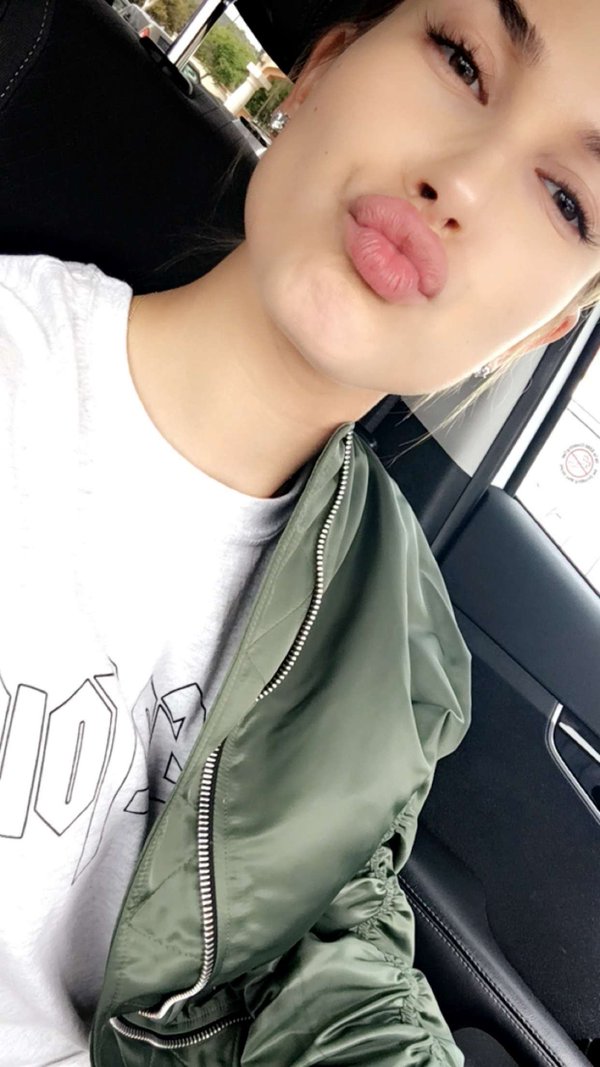 kaitIynrose tweet picture